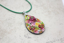 Load image into Gallery viewer, English Garden Necklace 3