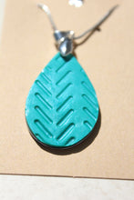 Load image into Gallery viewer, Summer Garden Necklace 4