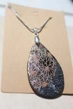 Load image into Gallery viewer, Midnight Garden Flower Necklace