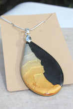 Load image into Gallery viewer, Painted Desert Necklace 3