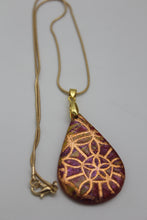 Load image into Gallery viewer, Autumn Shine Necklace 1