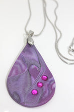 Load image into Gallery viewer, Swirled Purple Kaleidoscopic Necklace