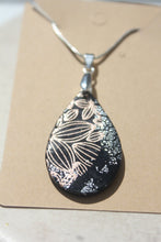 Load image into Gallery viewer, Midnight Garden Petals Necklace
