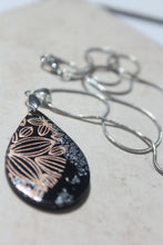 Load image into Gallery viewer, Midnight Garden Petals Necklace
