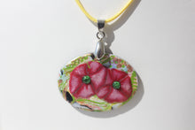 Load image into Gallery viewer, Oval Pink Flower Necklace
