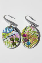 Load image into Gallery viewer, Small Oval Earrings
